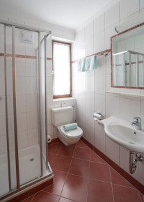 Gemütliche Doppelzimmer & Dreibettzimmer in Radstadt, Salzburger Land