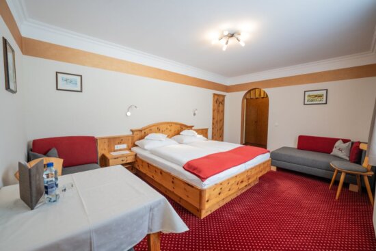 Gemütliche Doppelzimmer & Dreibettzimmer Gemütliche Doppelzimmer & Dreibettzimmer in Radstadt, Salzburger Land