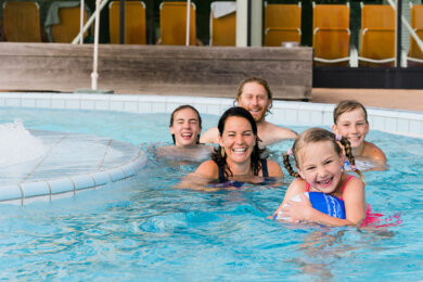 becken-erlebnis-therme-amade-1 Erlebni